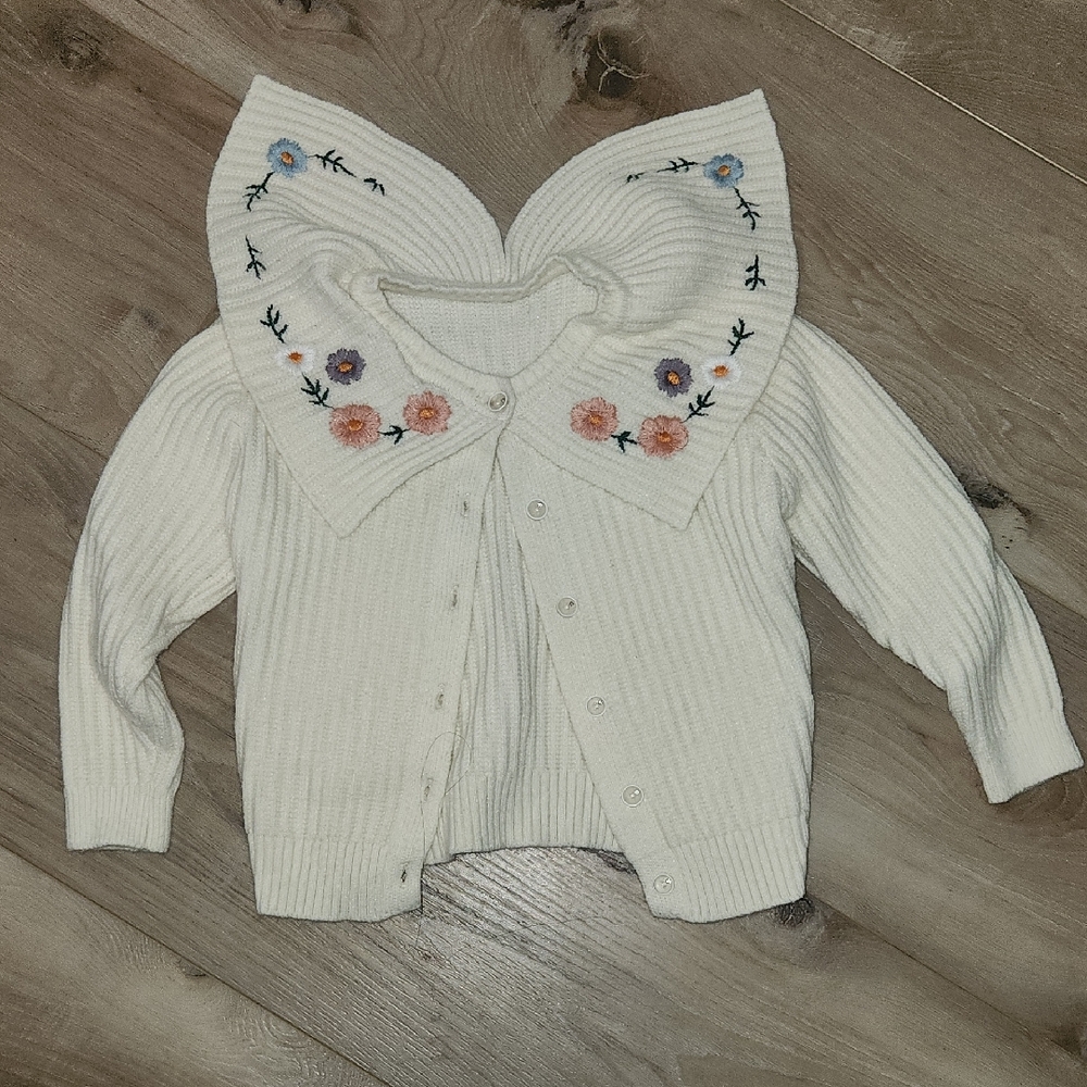 Girls Embroidered Floral Ivory Cardigan Sz 5 Button Front
